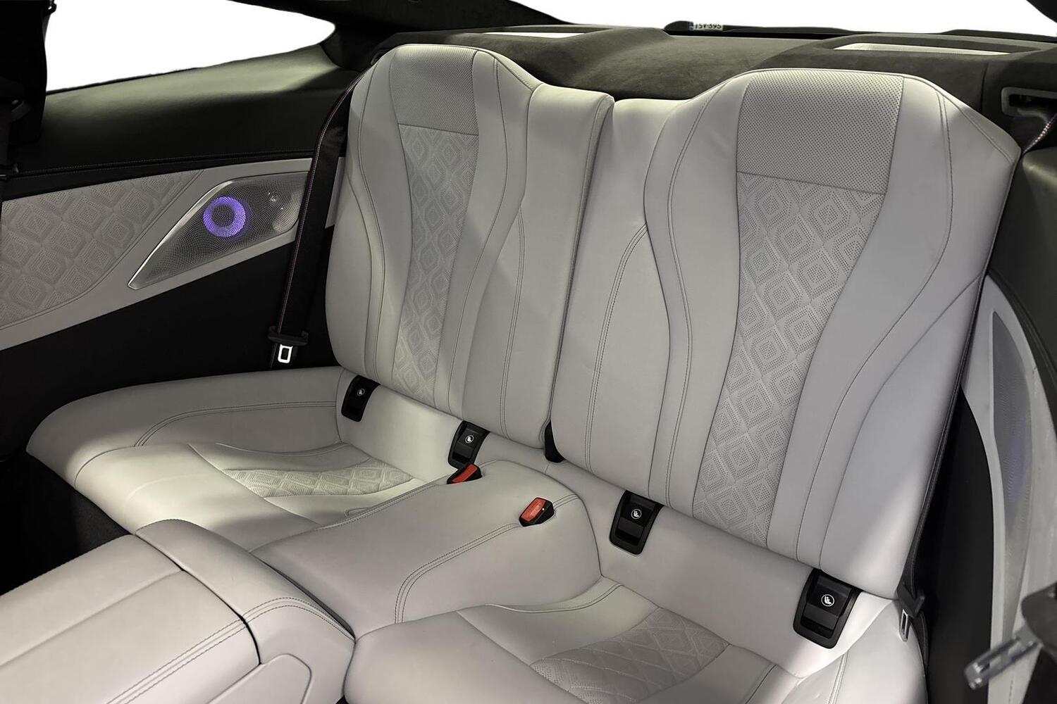 BMW M8 vaihtoauto