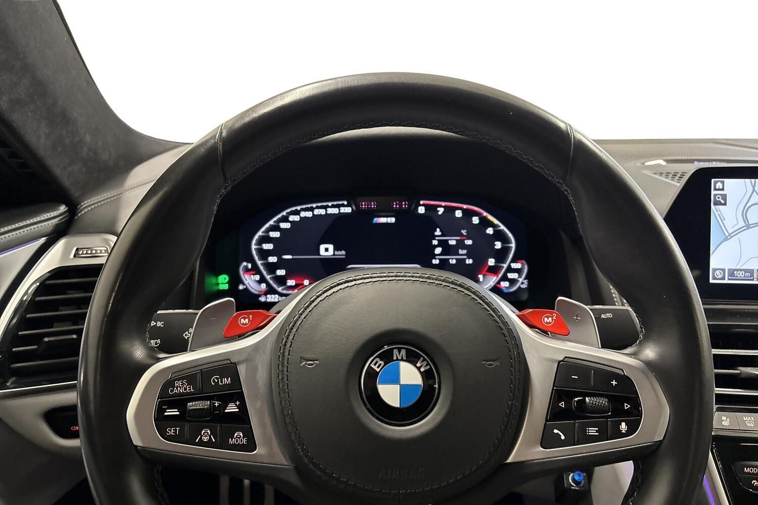 BMW M8 vaihtoauto