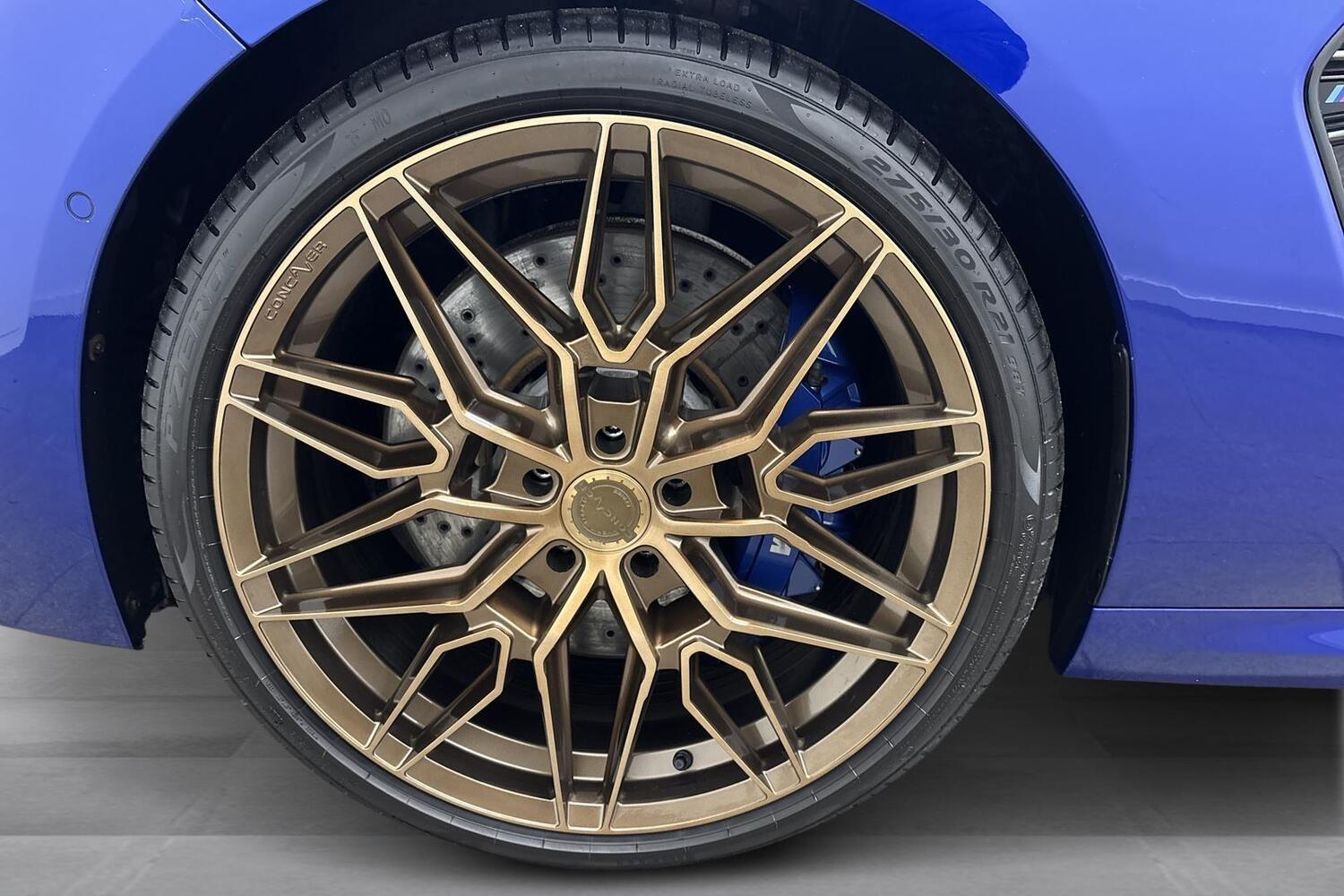 BMW M8 vaihtoauto