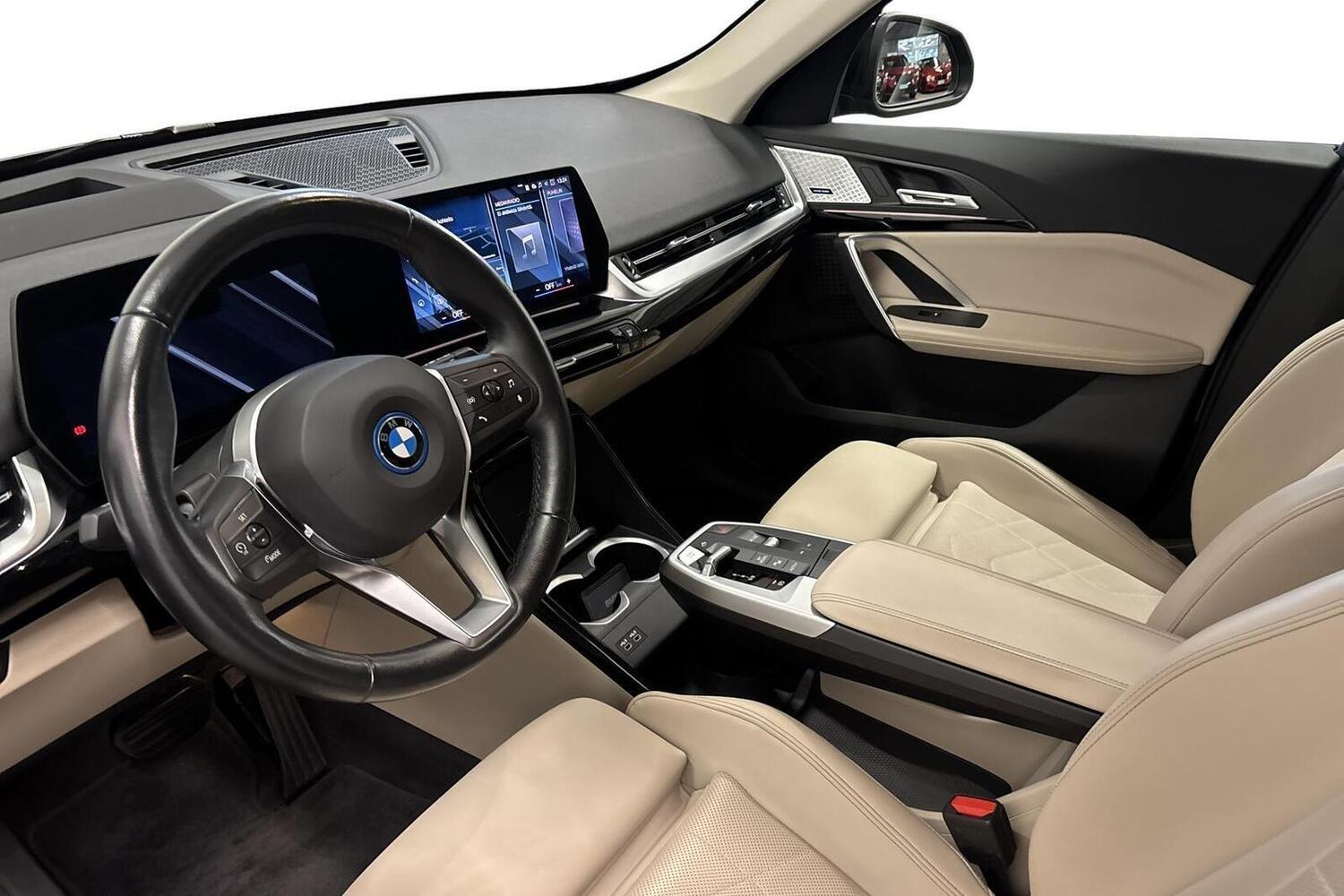 BMW iX1 vaihtoauto