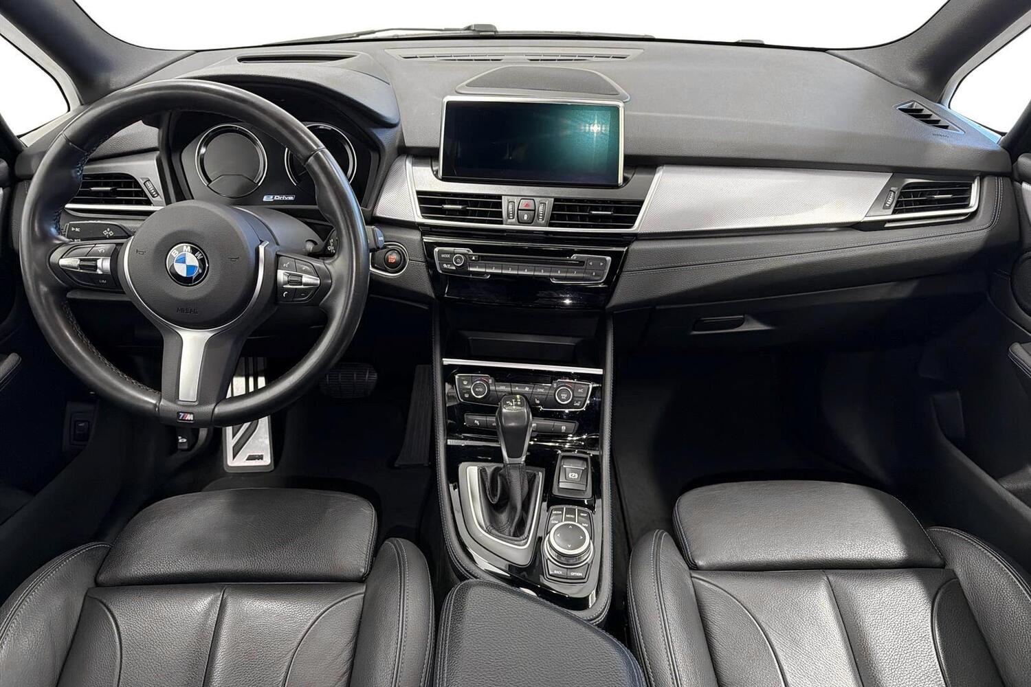 BMW 225 vaihtoauto