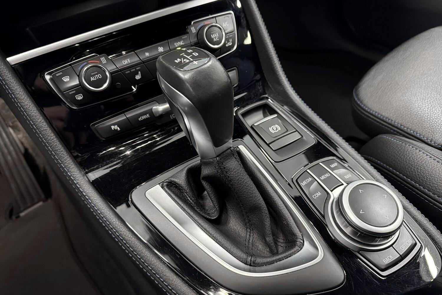BMW 225 vaihtoauto