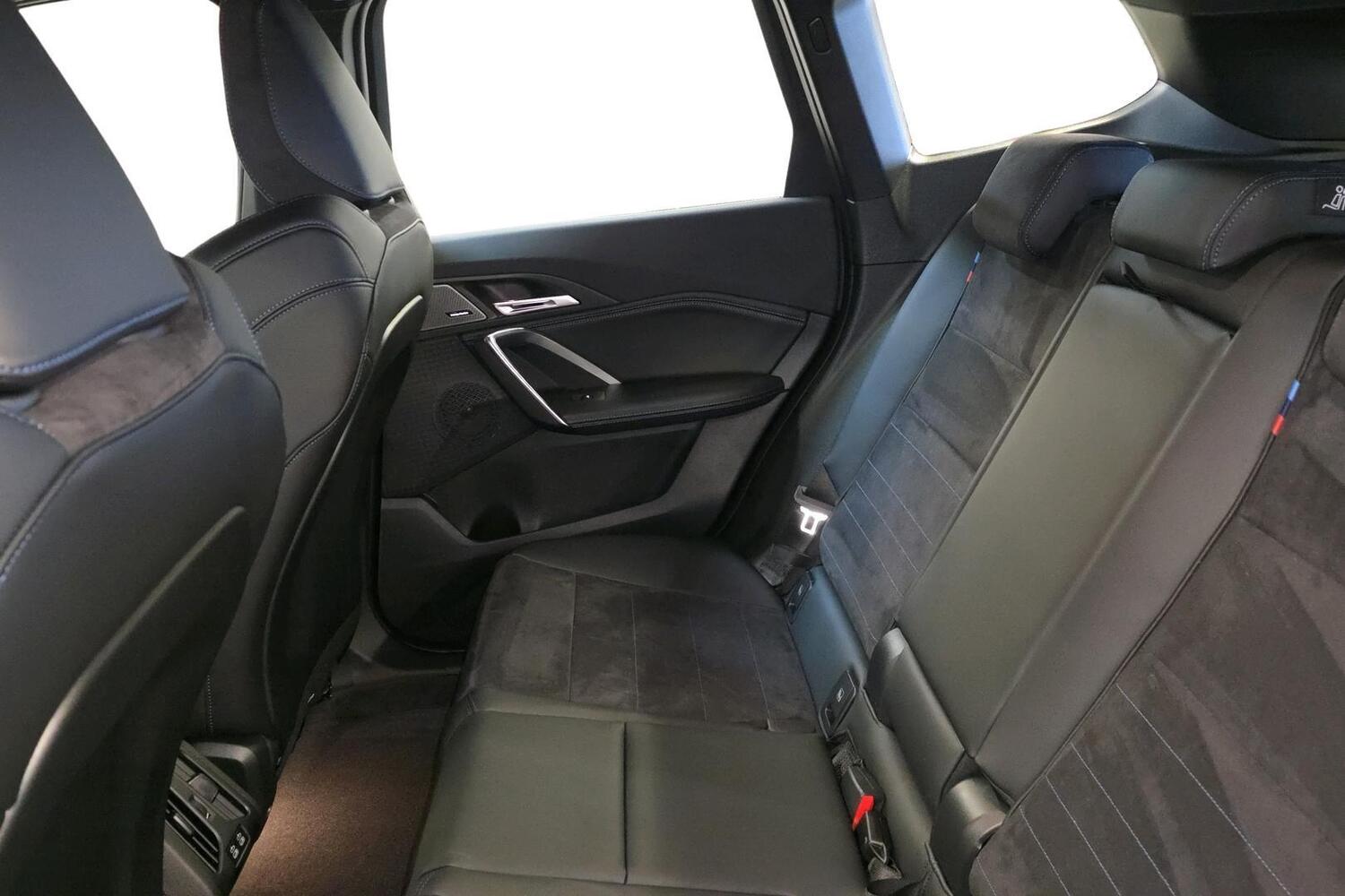 BMW iX1 vaihtoauto