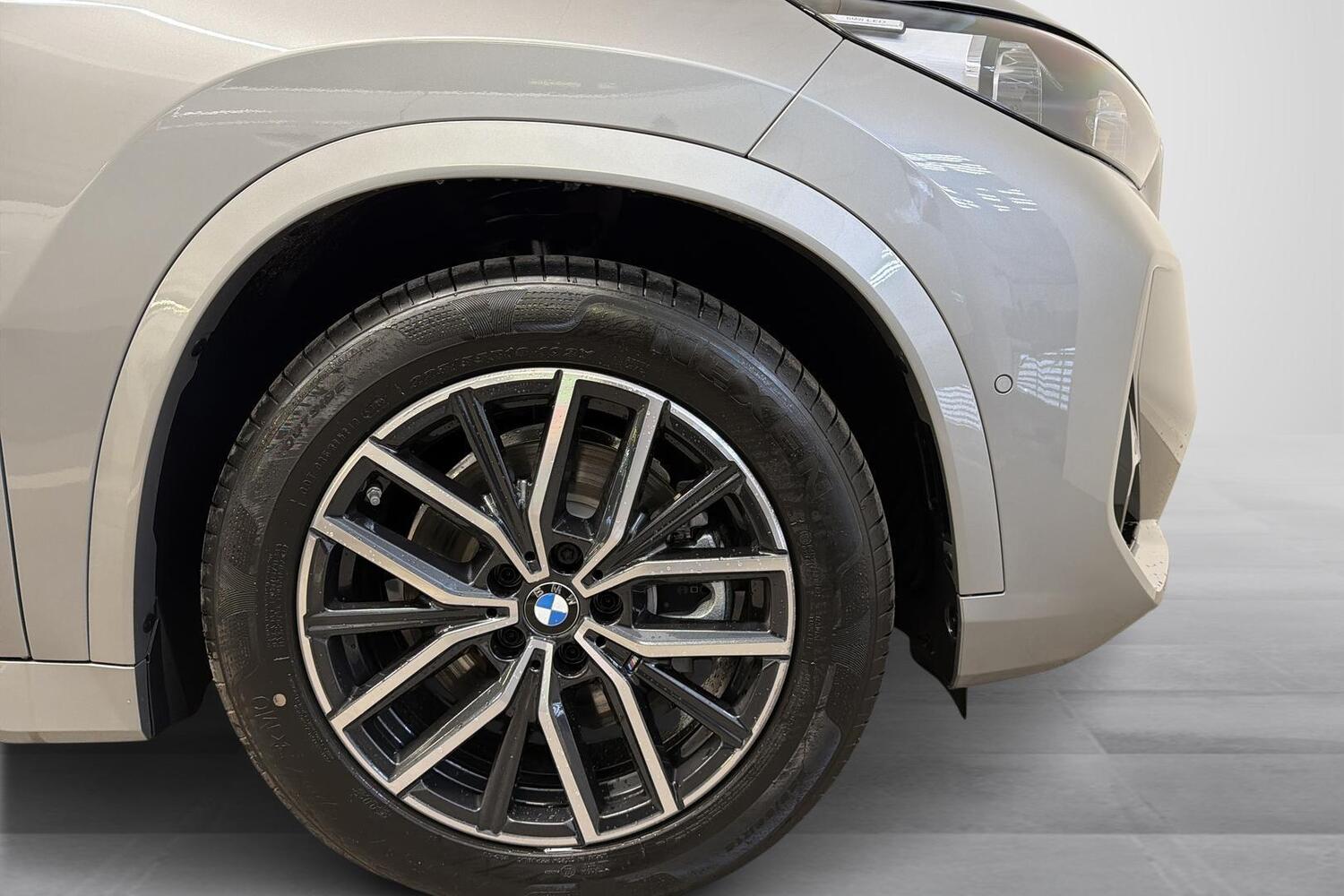 BMW iX1 vaihtoauto