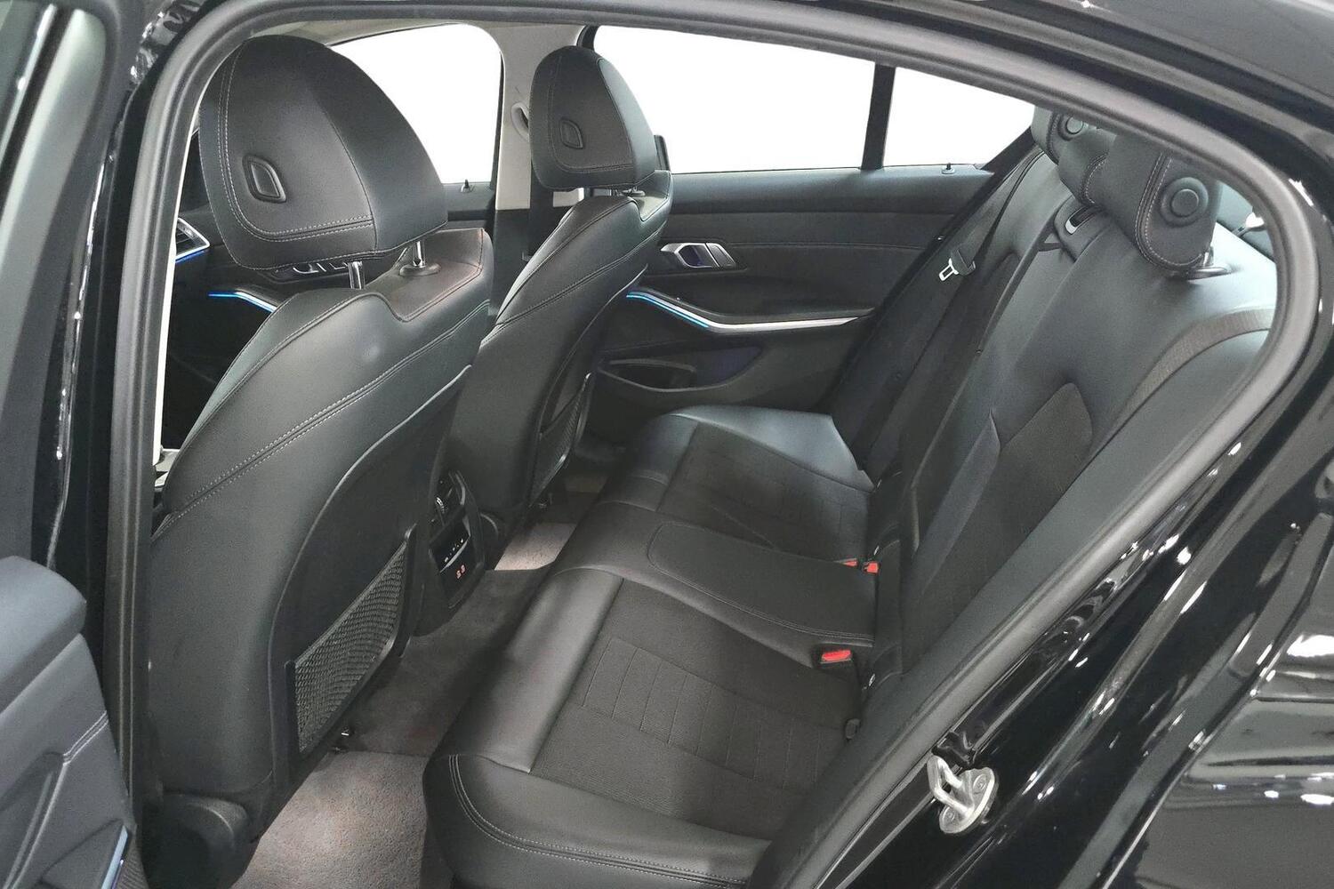 BMW 320 vaihtoauto
