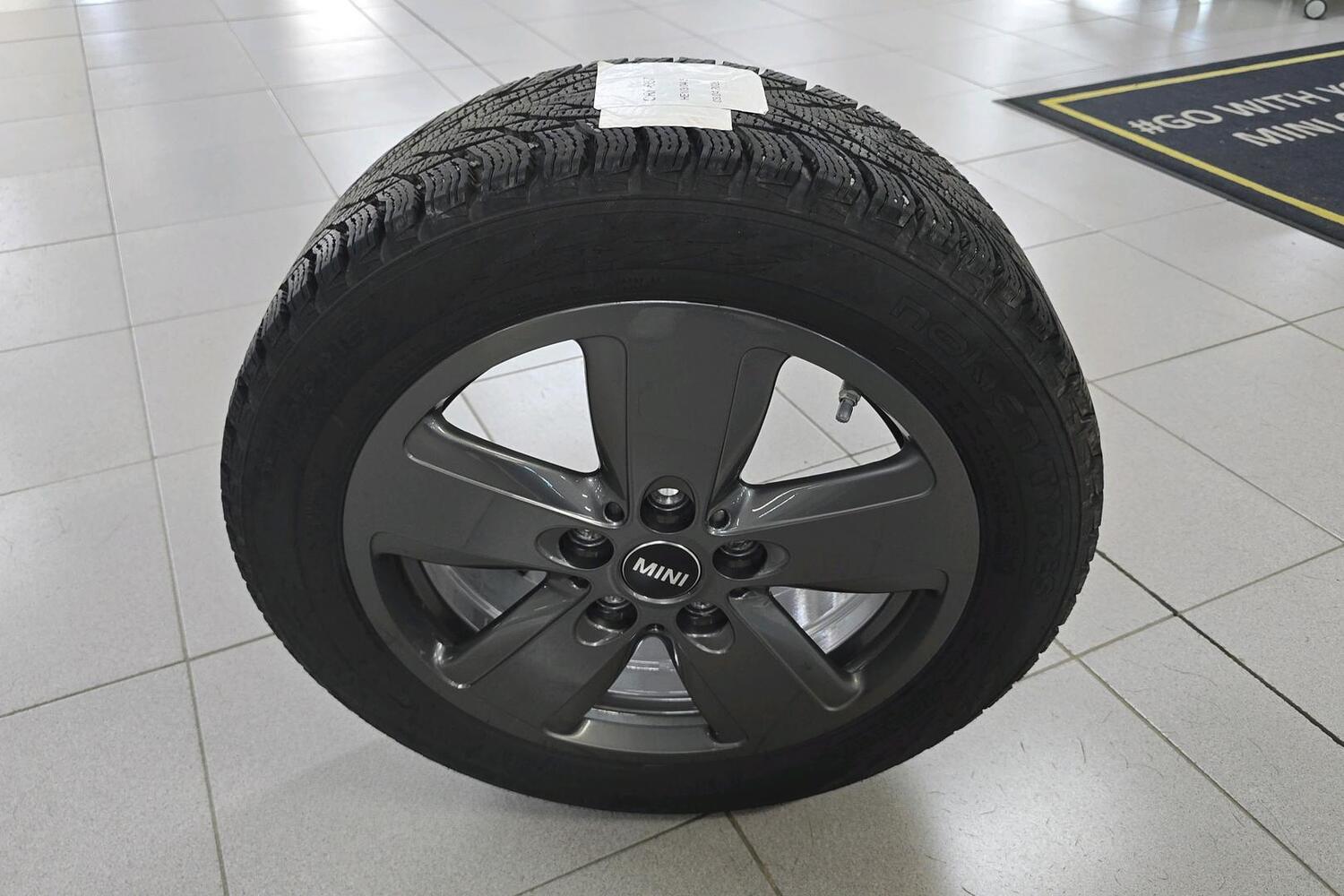 Mini Hatchback vaihtoauto