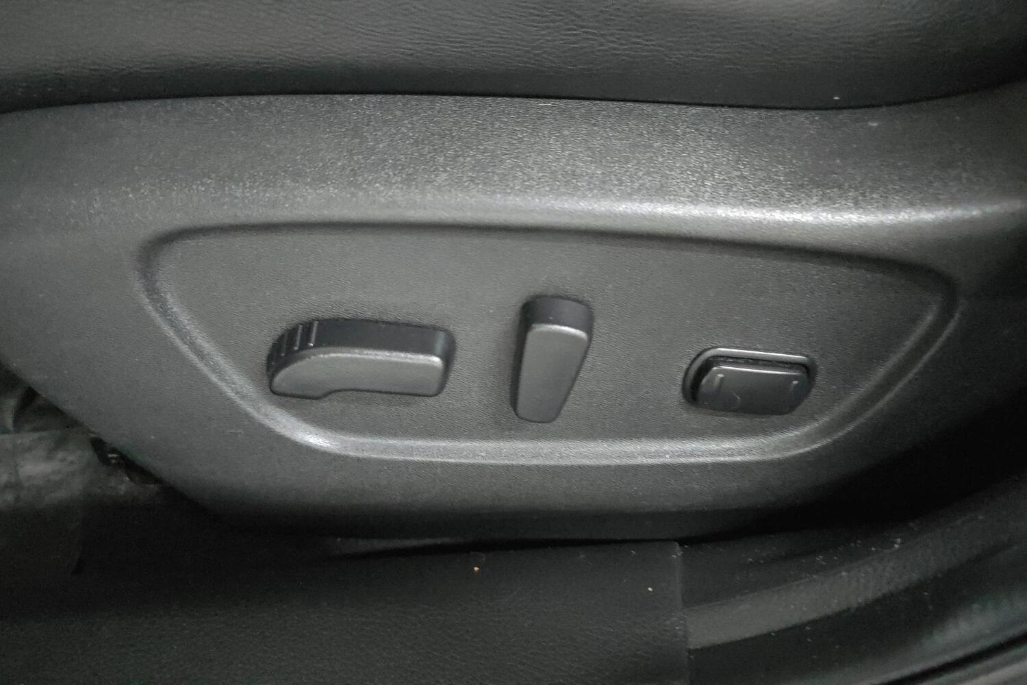 Nissan X-Trail vaihtoauto