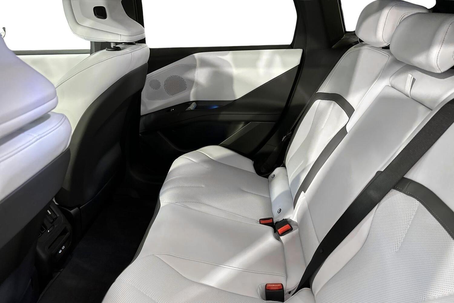 BMW iX3 vaihtoauto