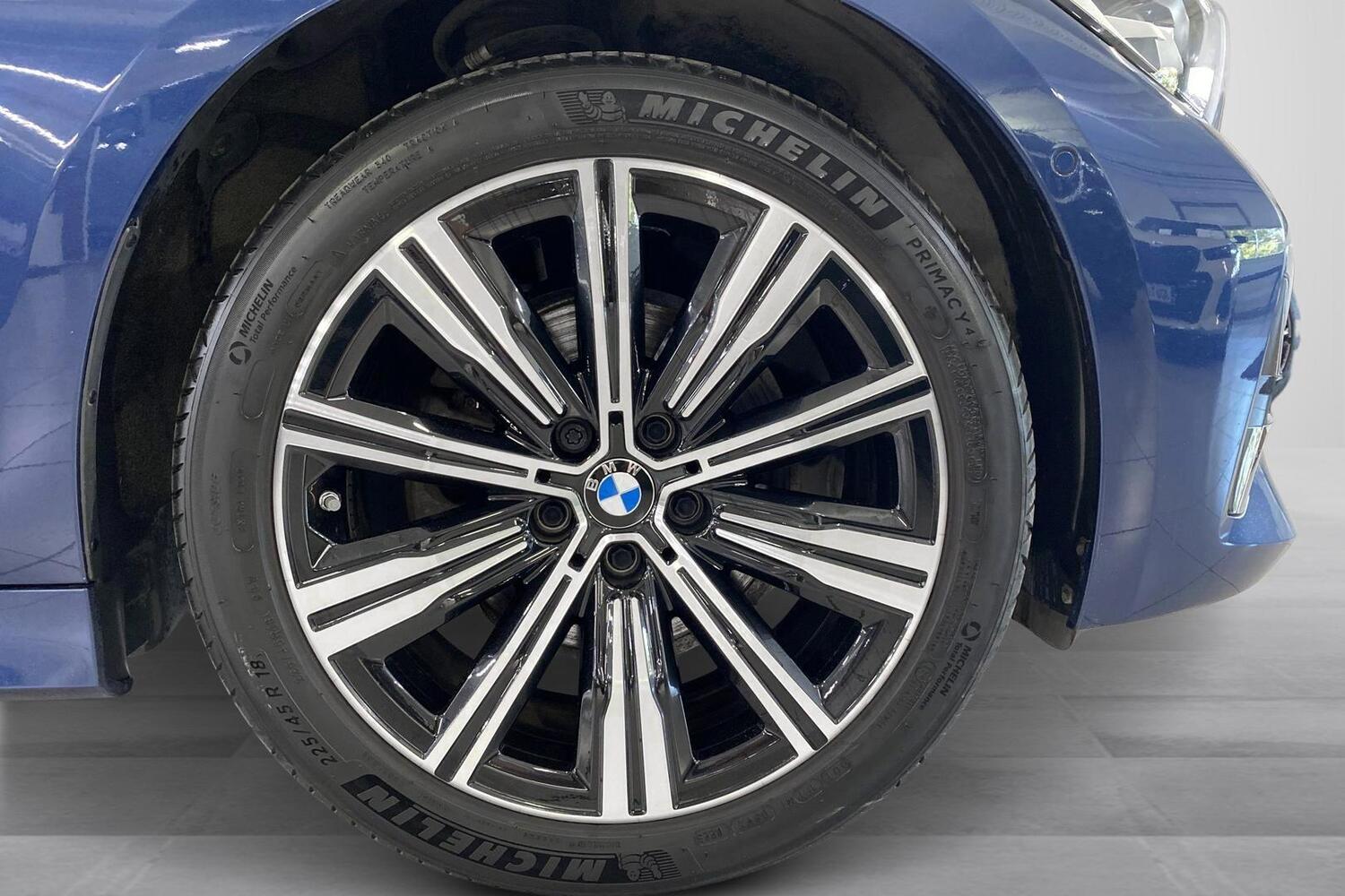 BMW 320 vaihtoauto