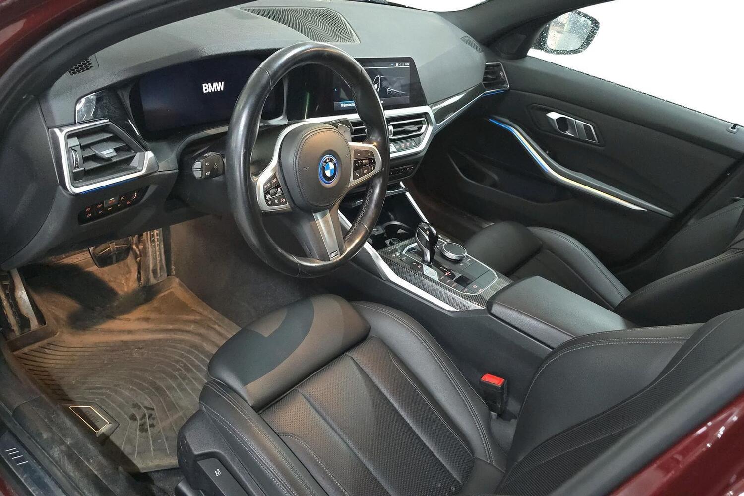 BMW 330 vaihtoauto