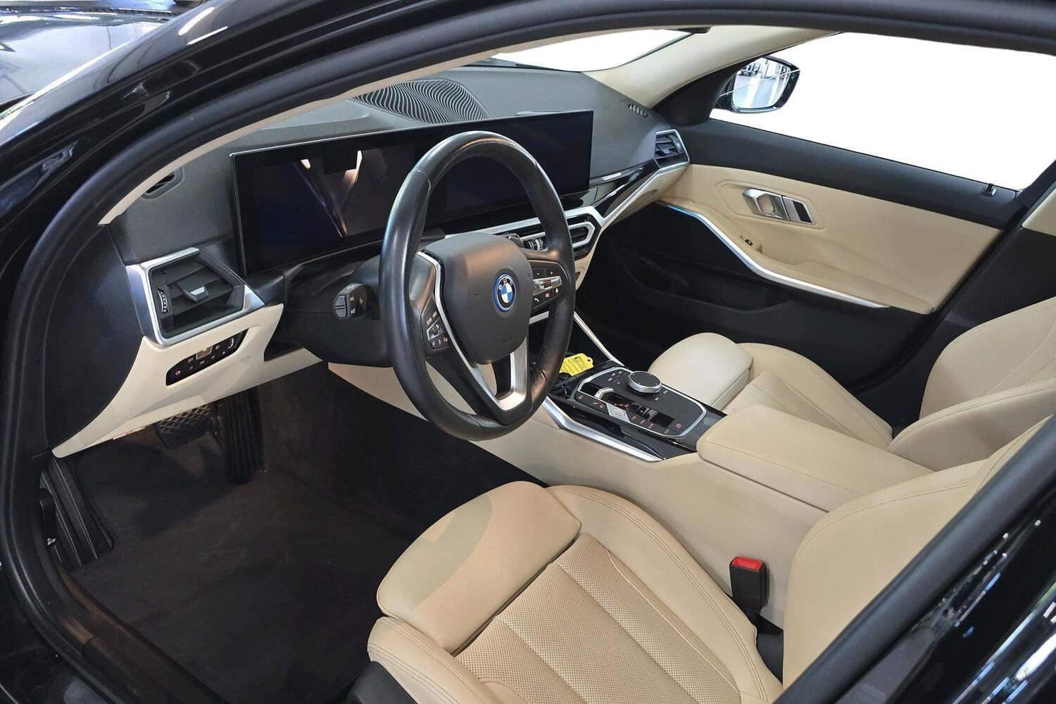BMW 330 vaihtoauto
