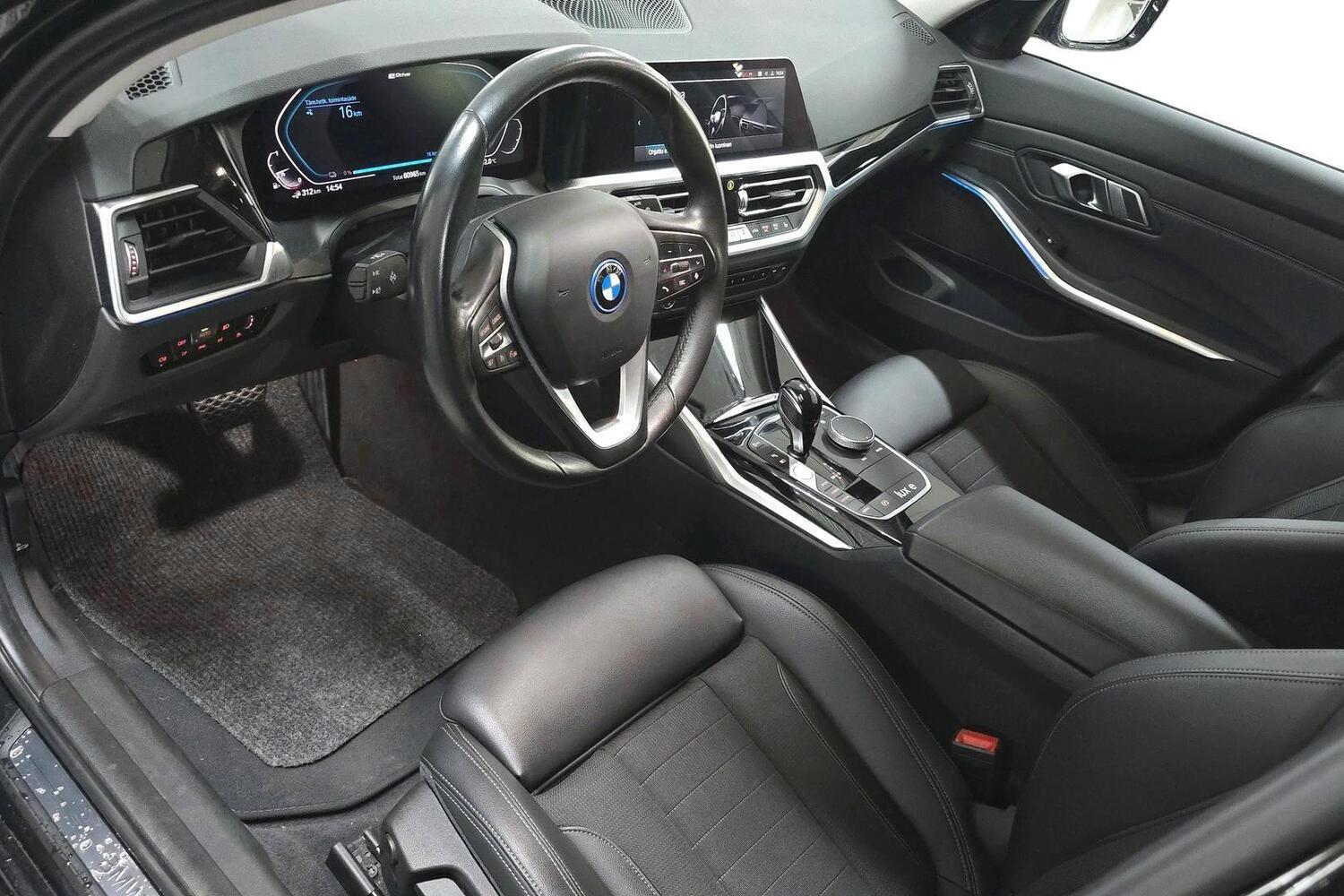 BMW 320 vaihtoauto