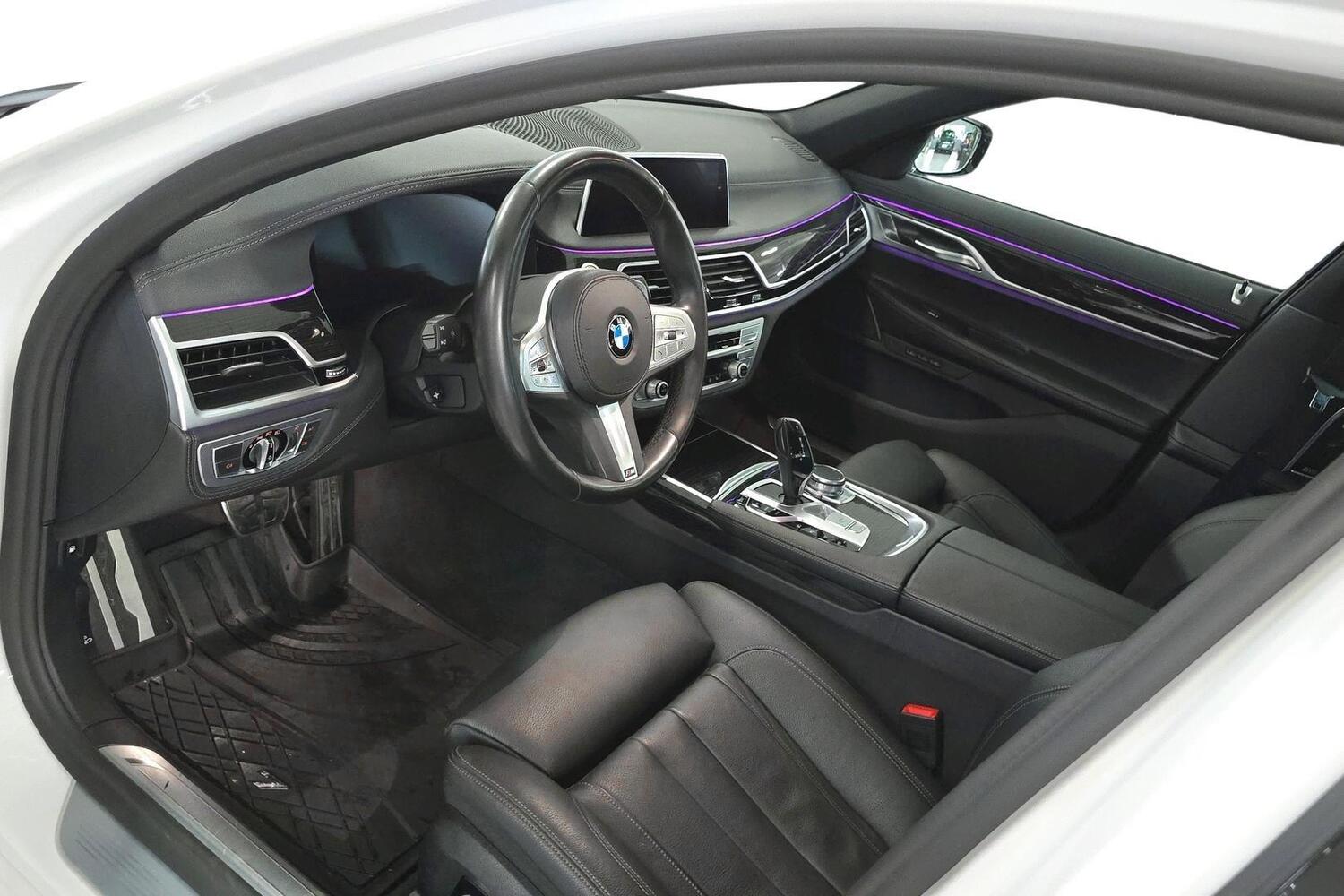 BMW 745 vaihtoauto
