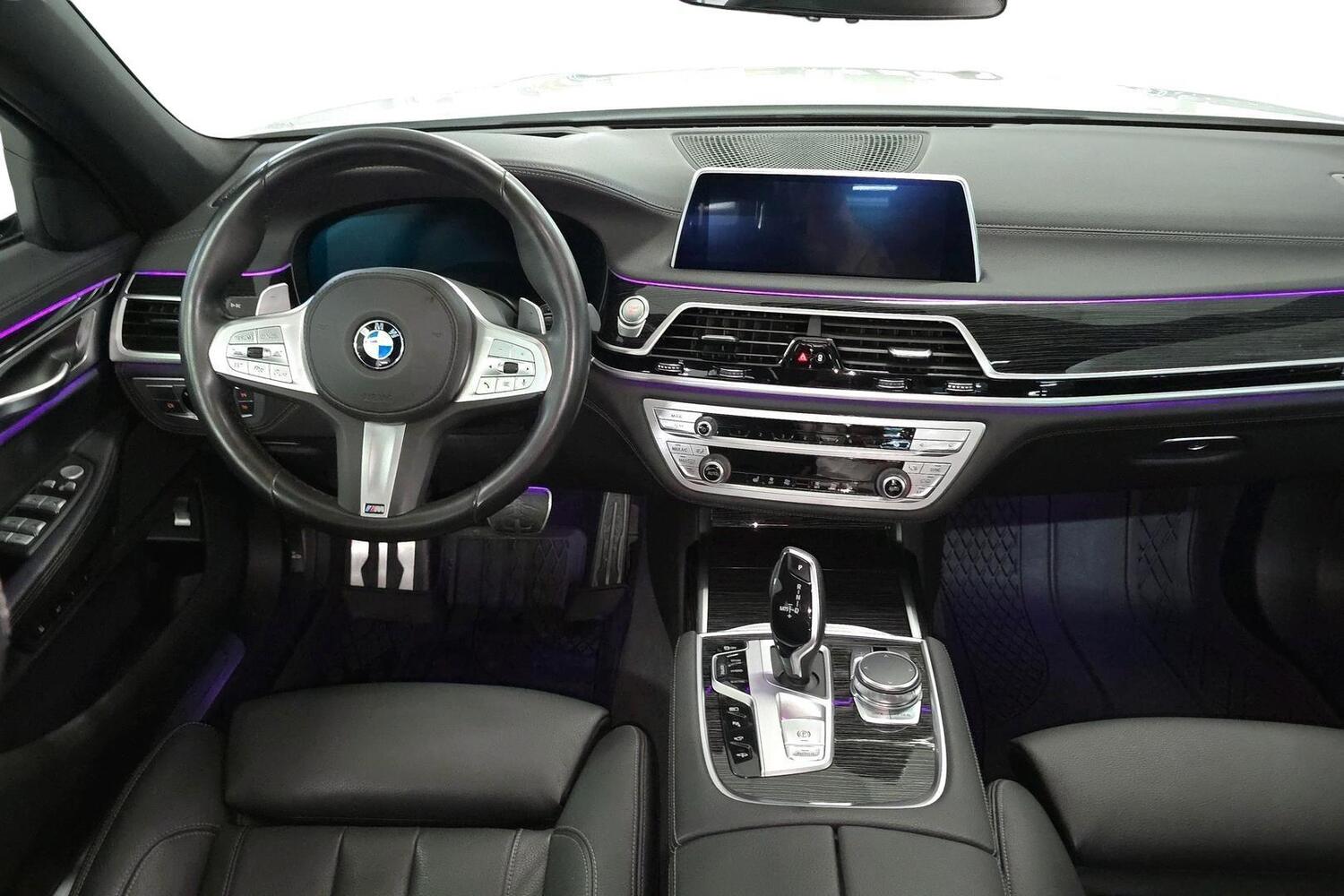 BMW 745 vaihtoauto