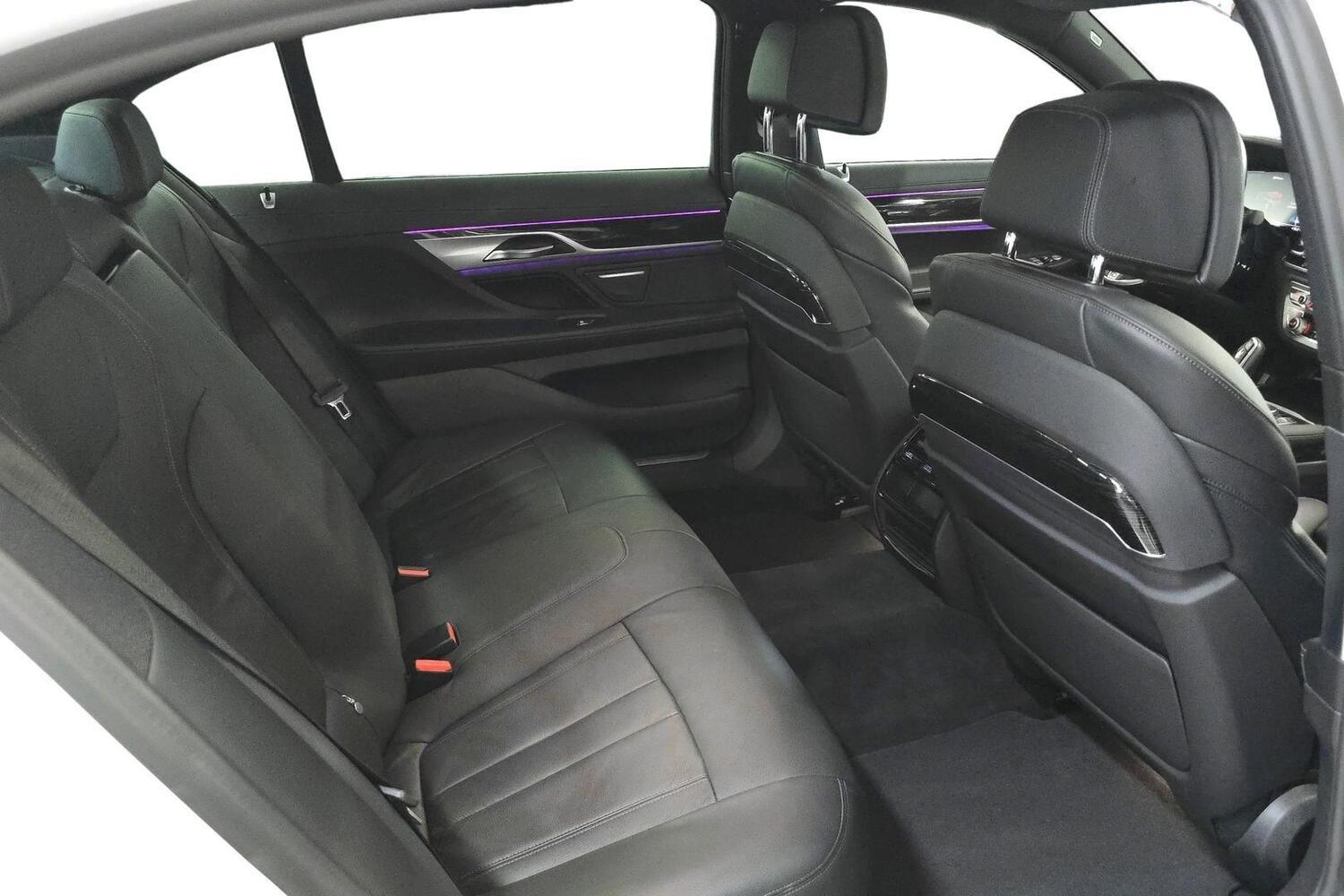 BMW 745 vaihtoauto