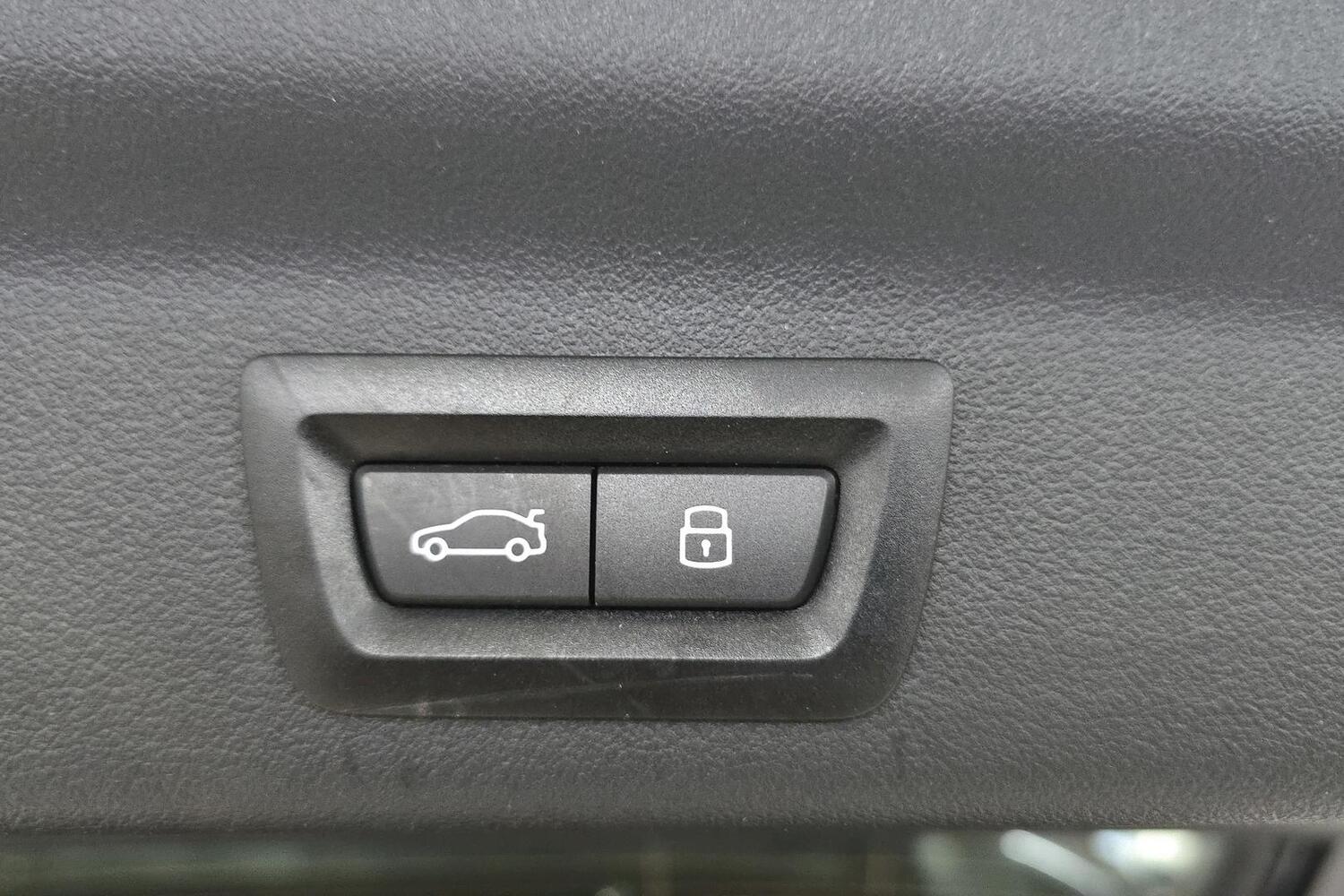 BMW iX1 vaihtoauto