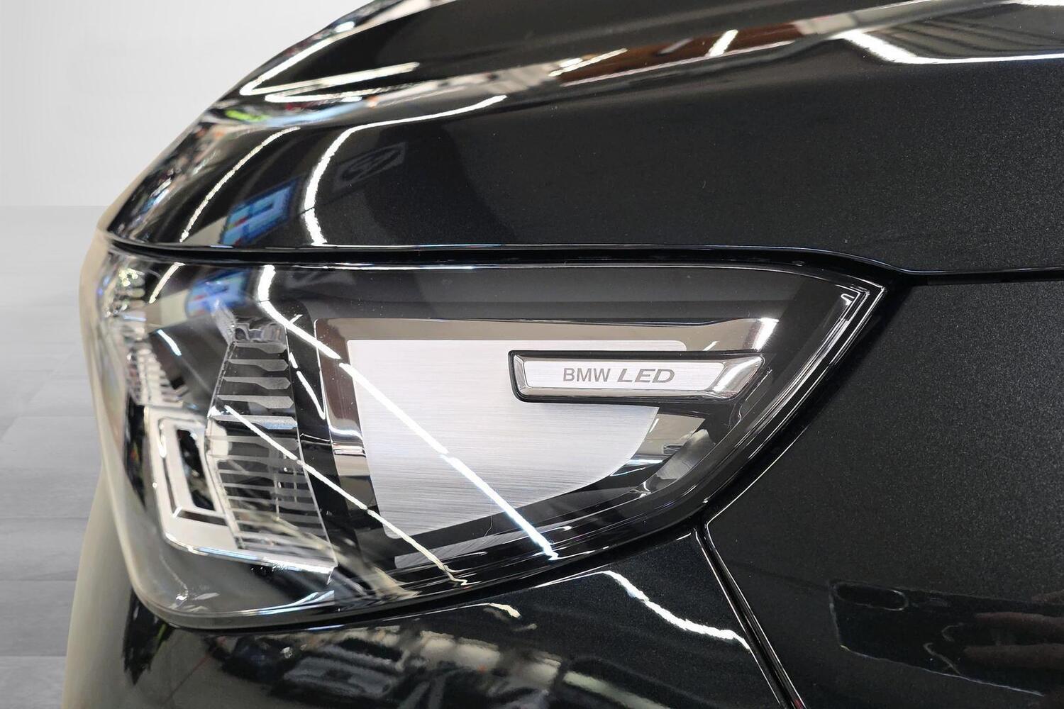 BMW iX1 vaihtoauto
