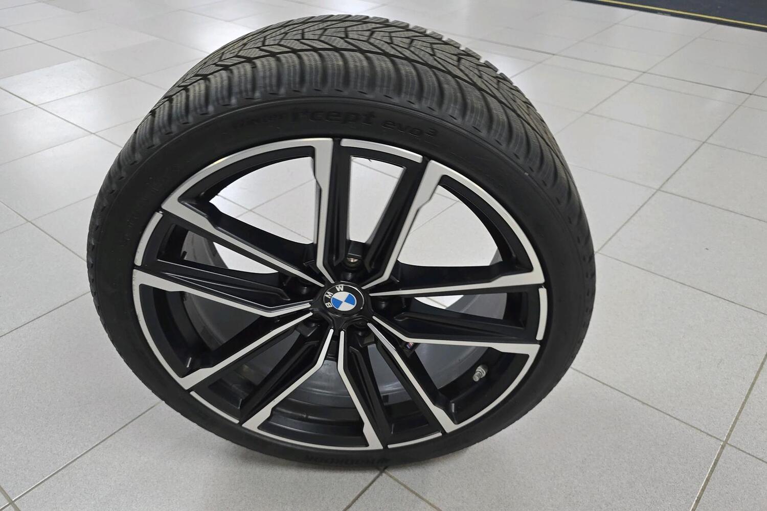 BMW M440i vaihtoauto