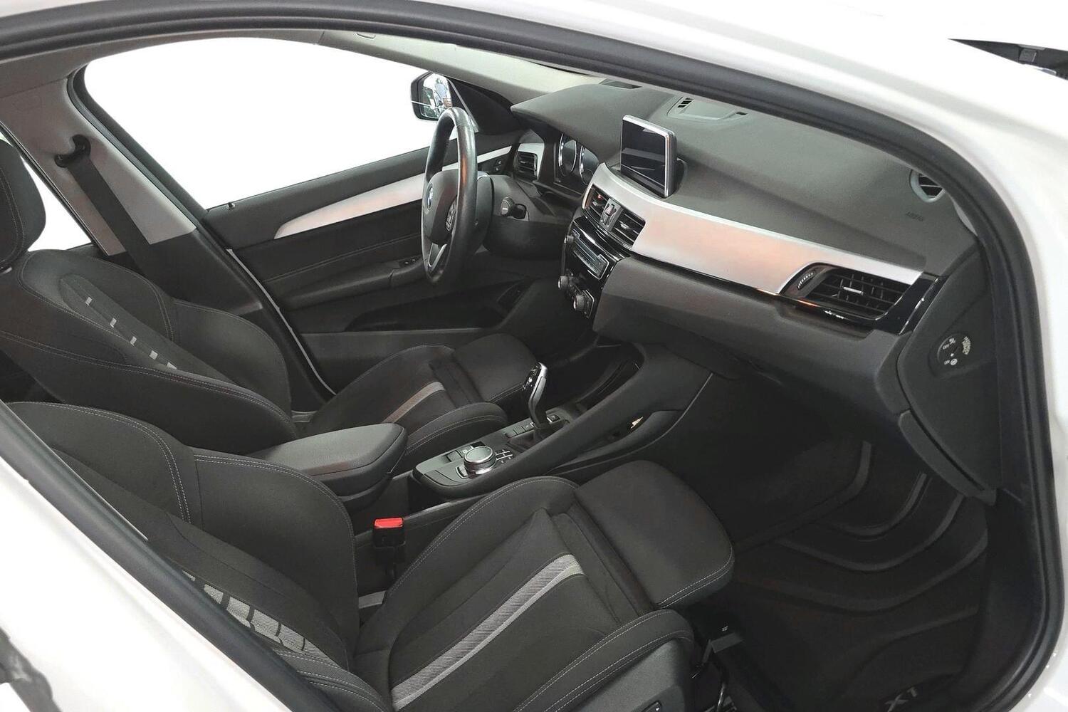 BMW X1 vaihtoauto