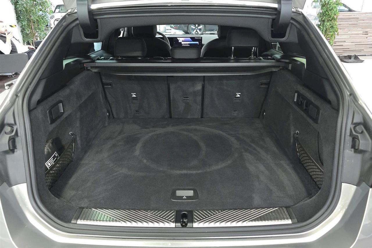 BMW i5 vaihtoauto