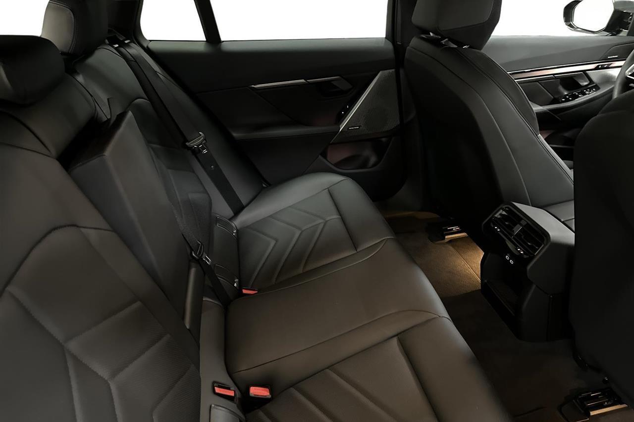 BMW i5 vaihtoauto