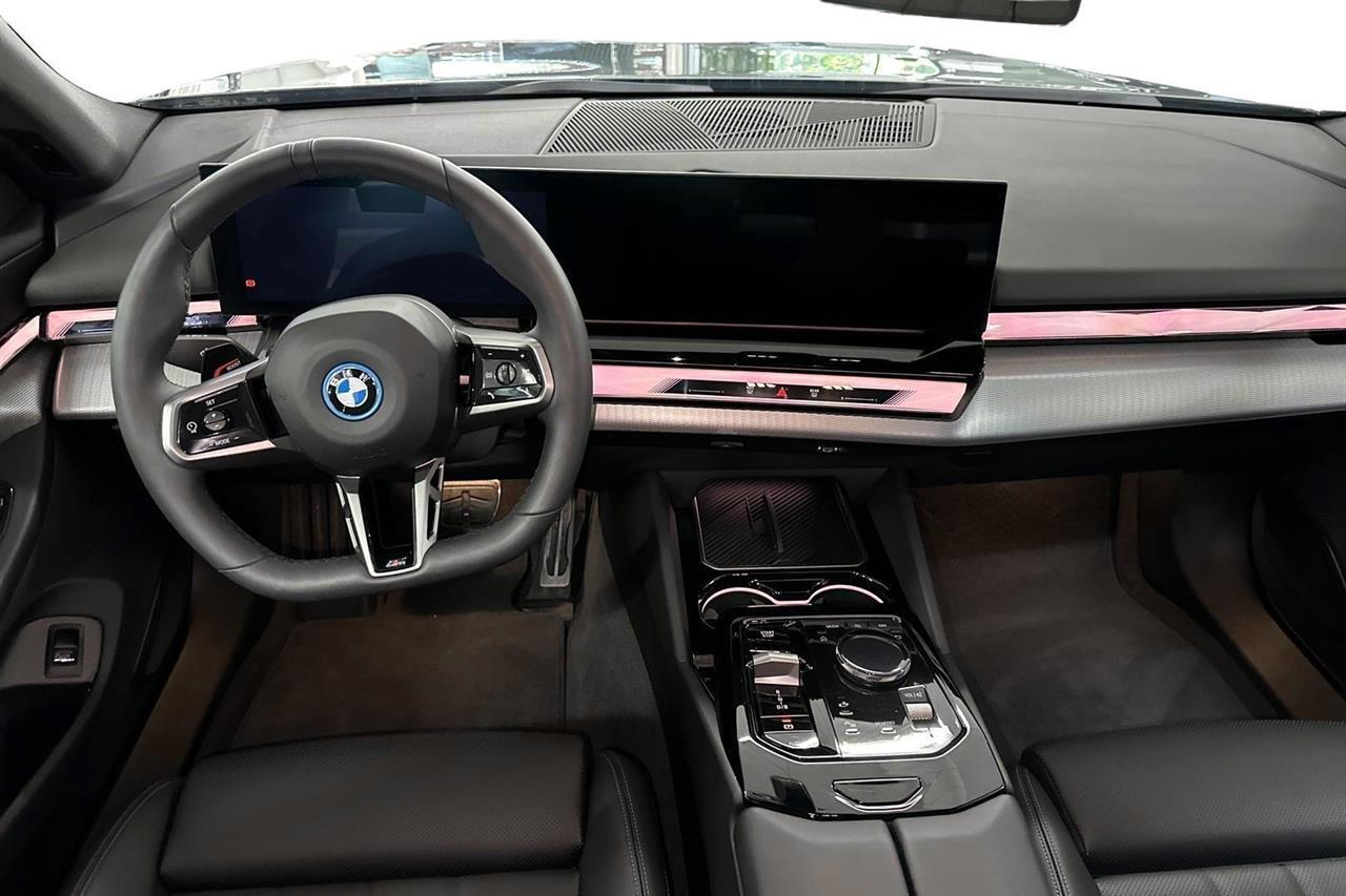 BMW i5 vaihtoauto