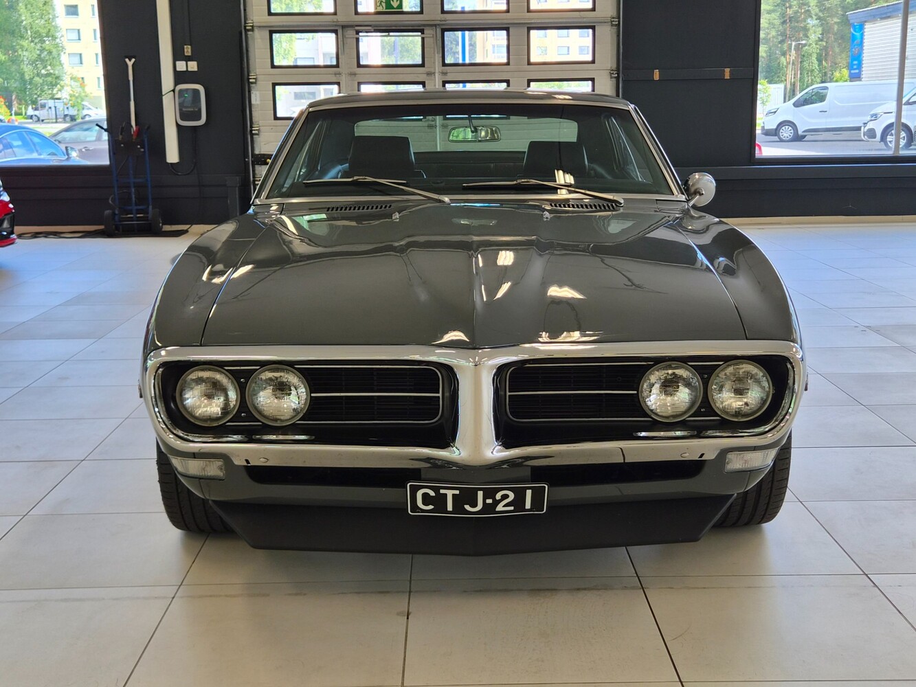 Pontiac Firebird vaihtoauto