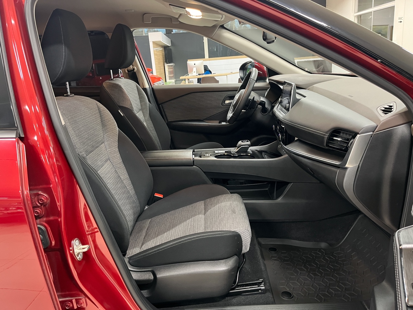 Nissan X-Trail vaihtoauto