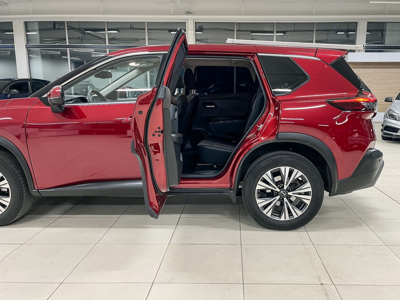 Nissan X-Trail vaihtoauto