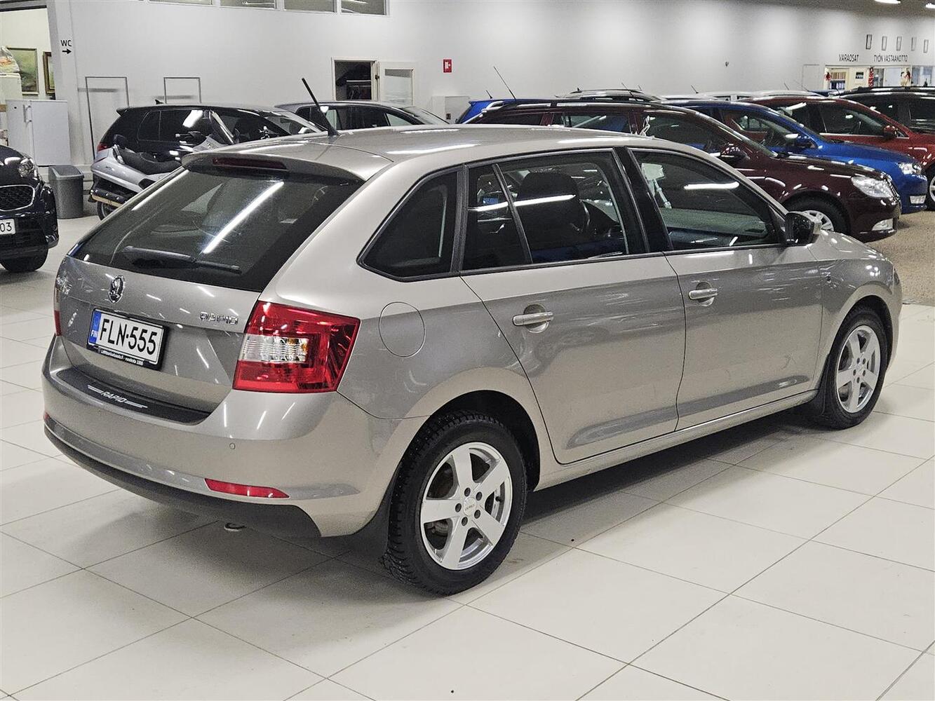 Skoda Rapid vaihtoauto