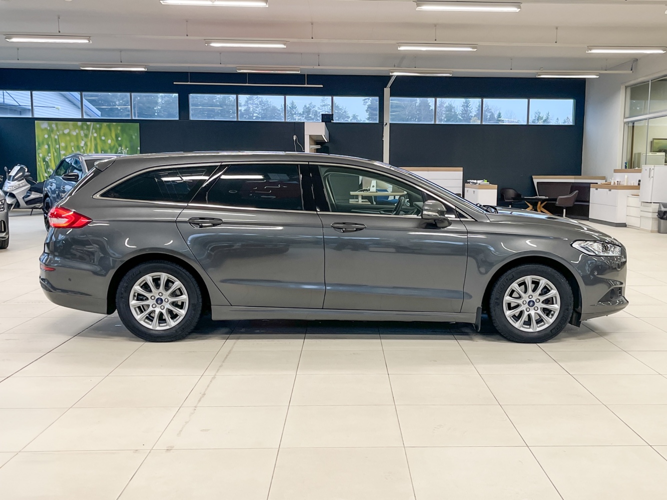Ford Mondeo vaihtoauto