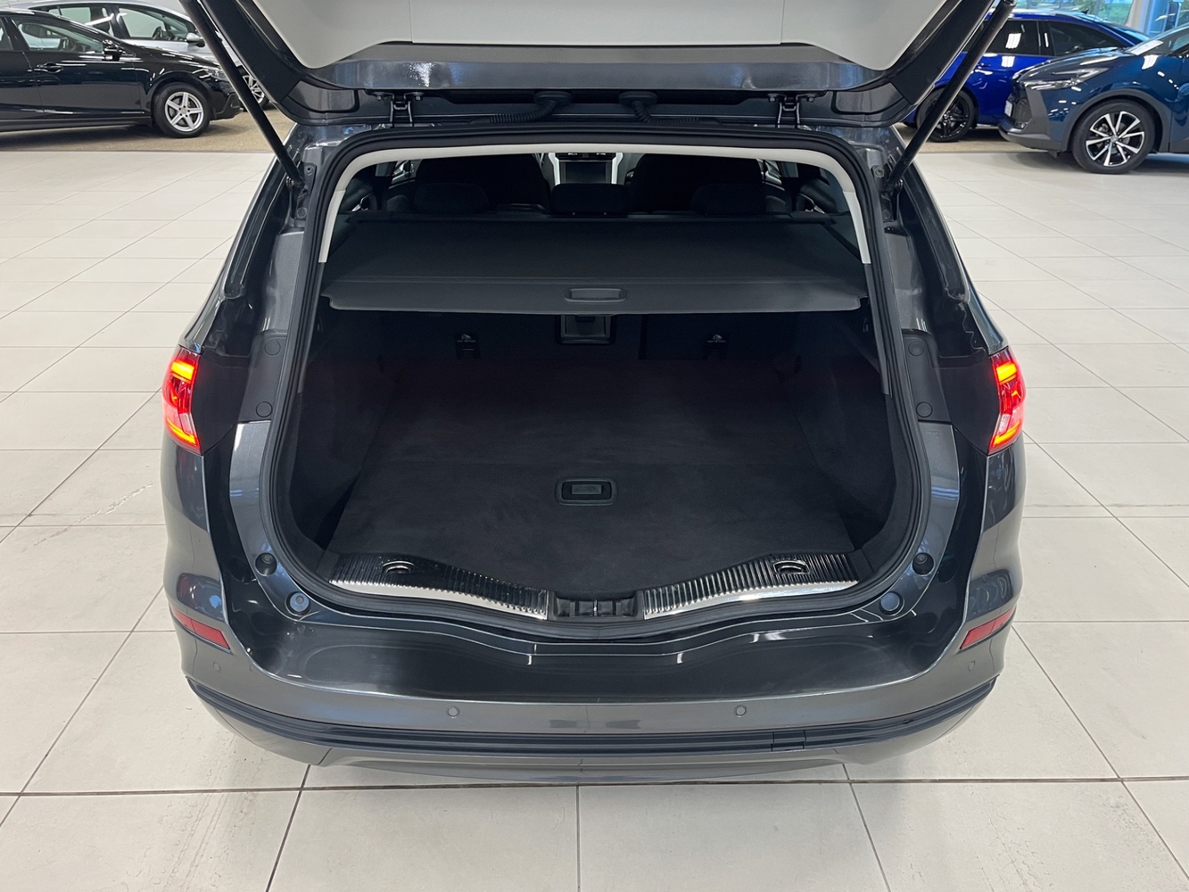 Ford Mondeo vaihtoauto