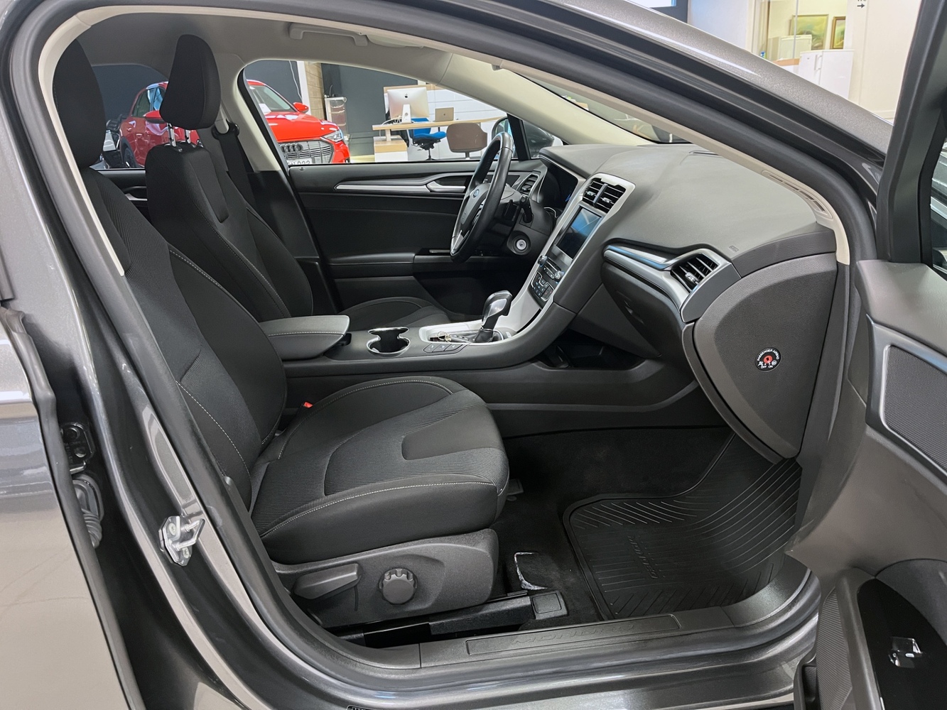 Ford Mondeo vaihtoauto