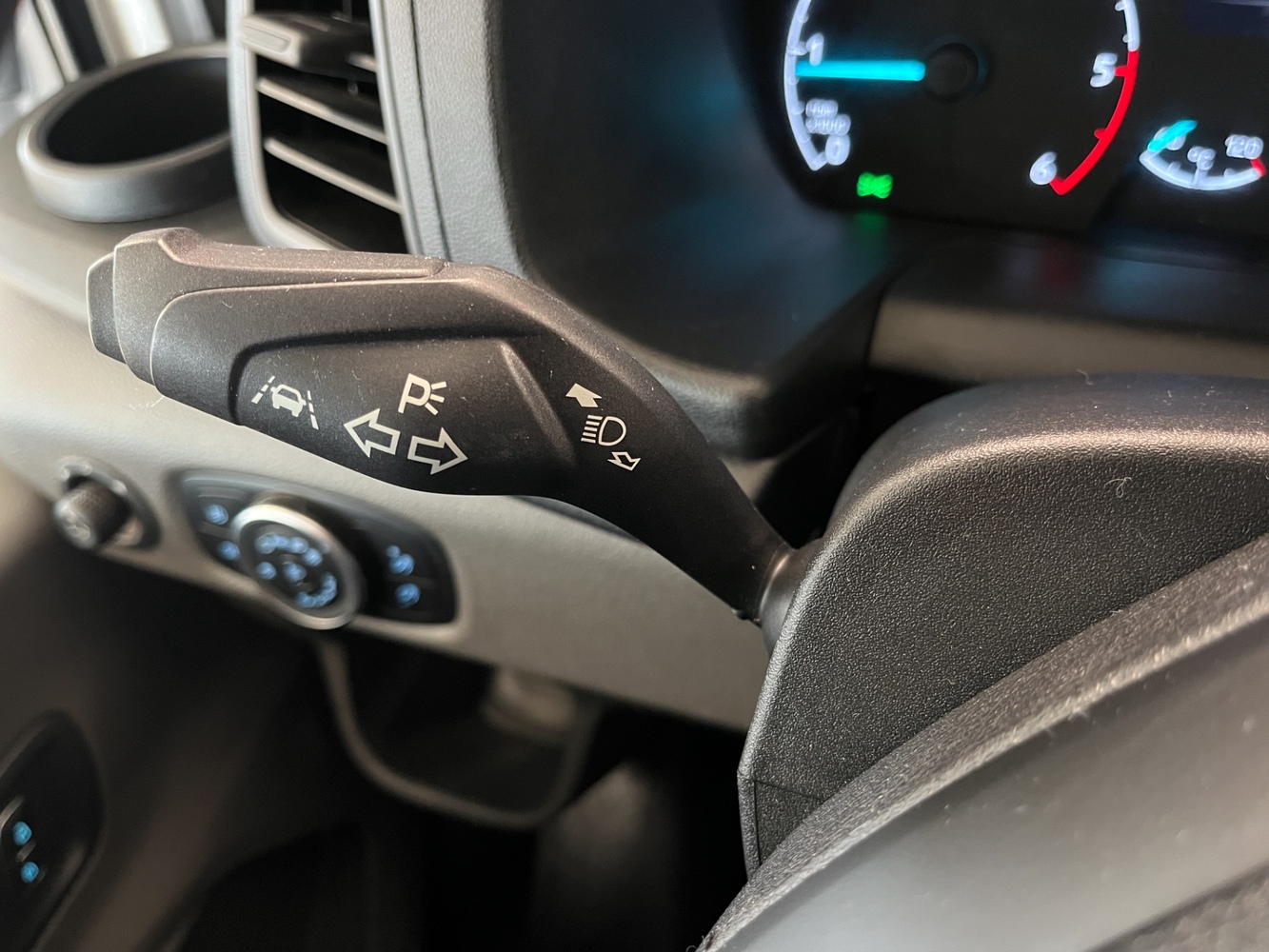 Ford Transit vaihtoauto