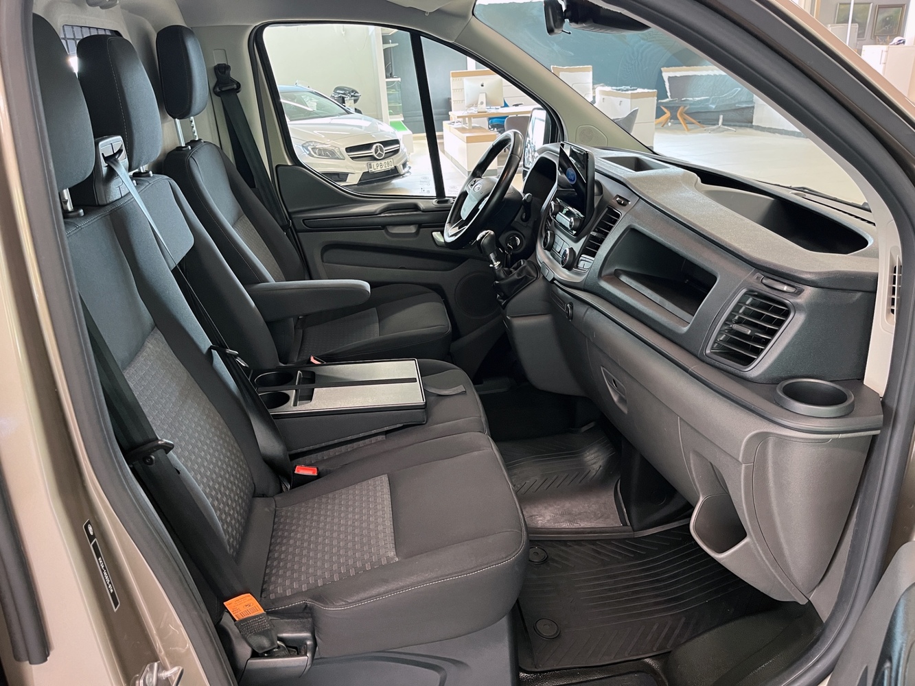 Ford Transit Custom vaihtoauto