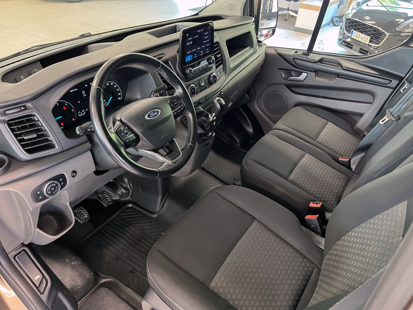 Ford Transit Custom vaihtoauto