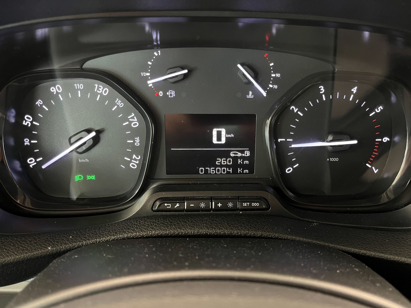 Opel Vivaro vaihtoauto