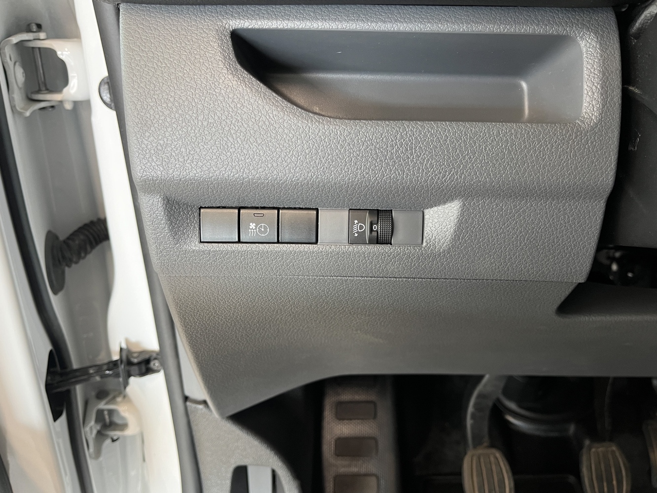 Opel Vivaro vaihtoauto