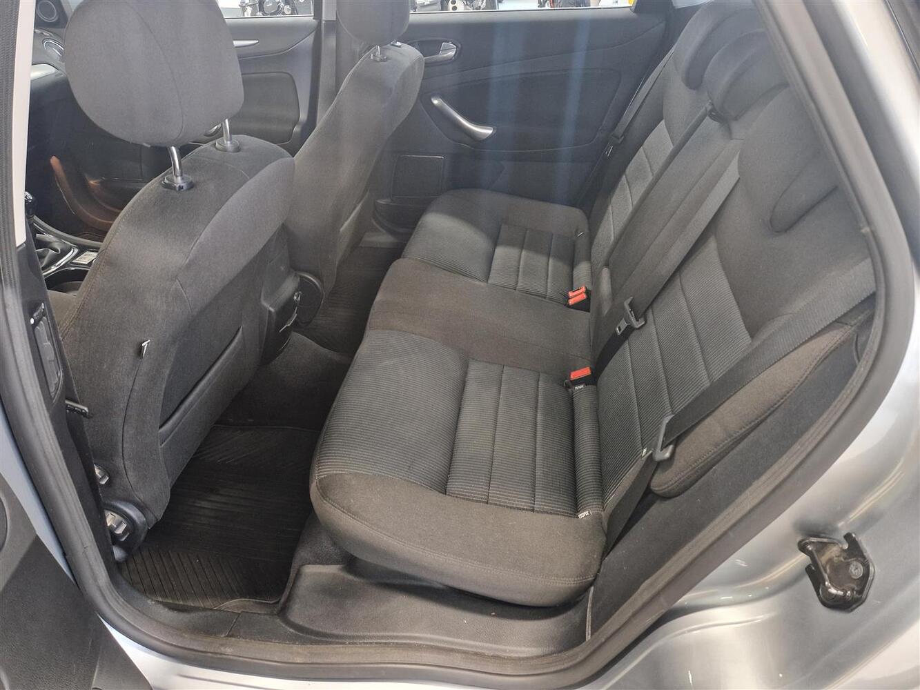 Ford Mondeo vaihtoauto