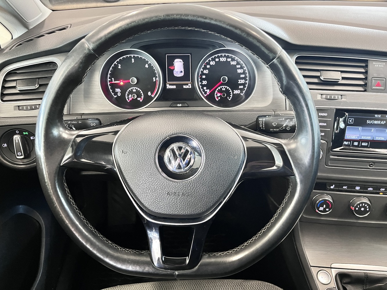 Volkswagen Golf vaihtoauto