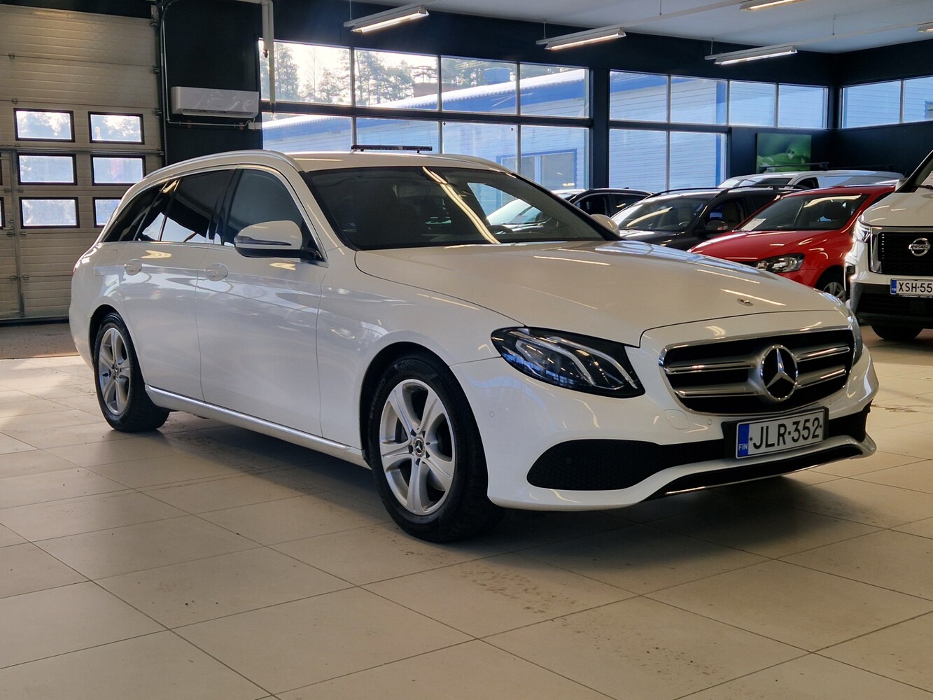 Mercedes-Benz E vaihtoauto