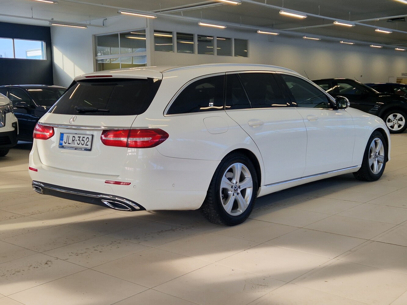 Mercedes-Benz E vaihtoauto