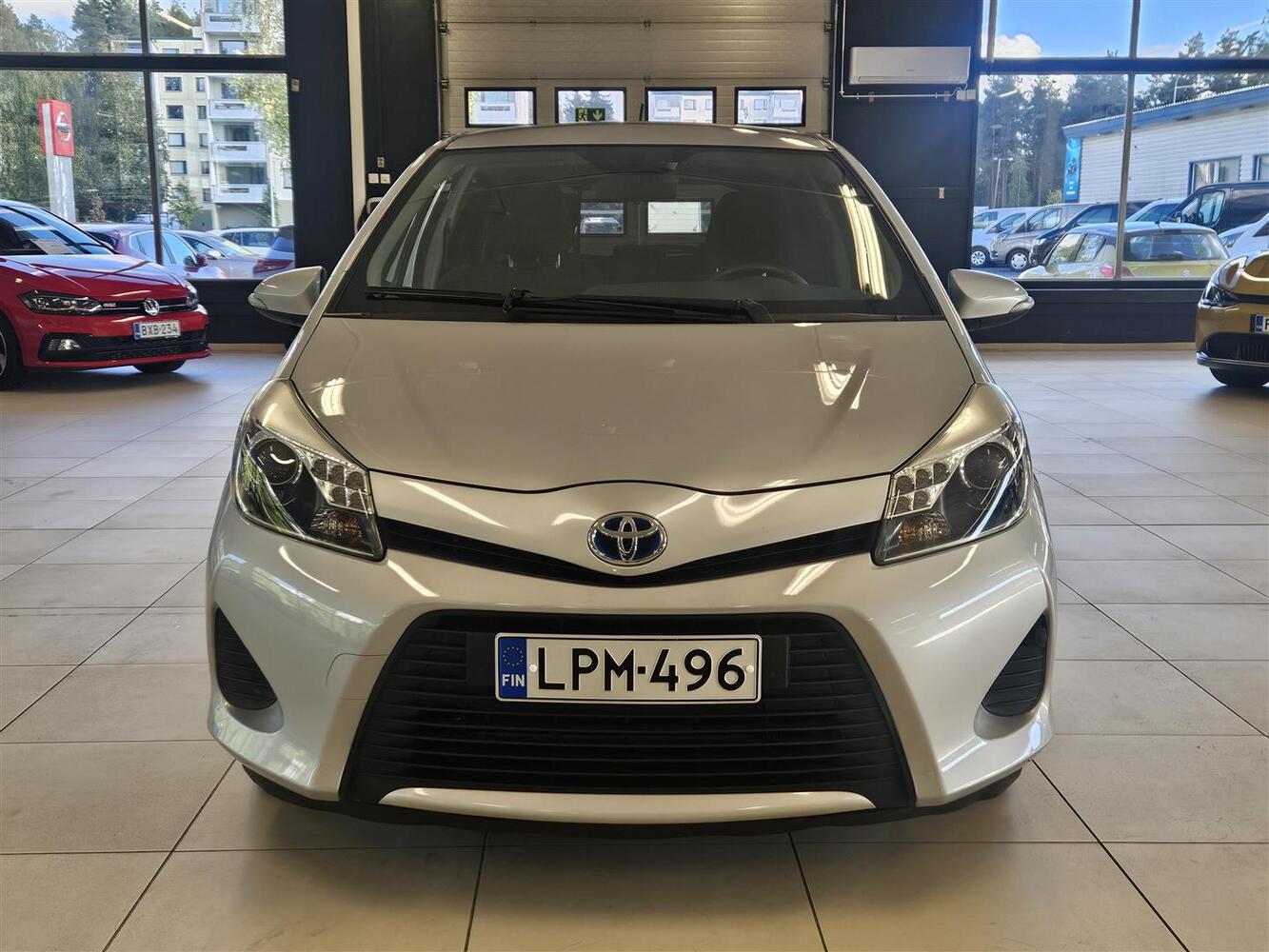Toyota Yaris vaihtoauto