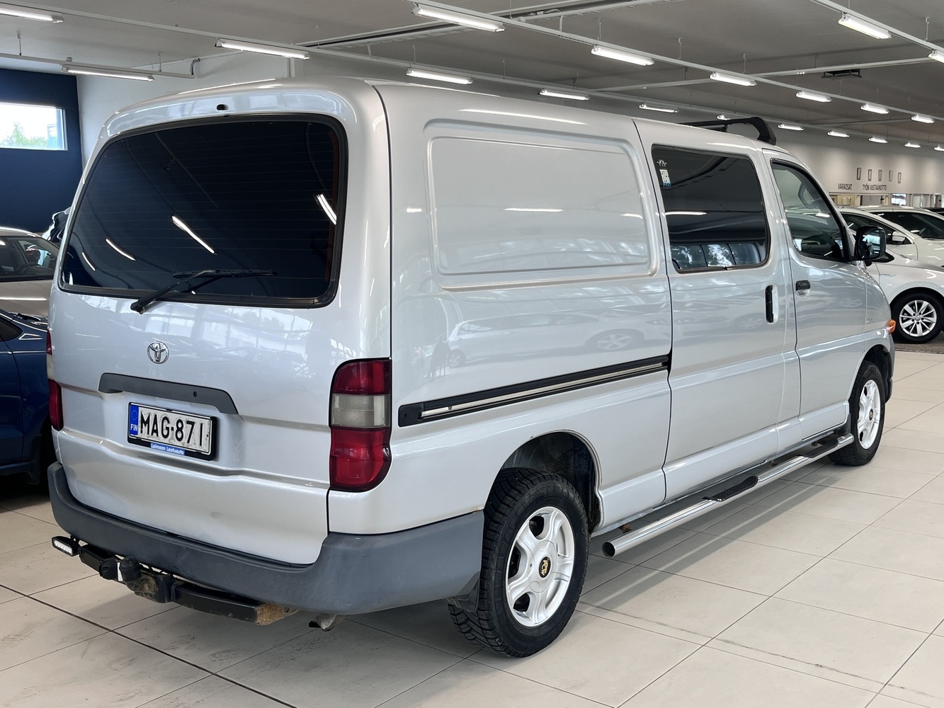 Toyota Hiace vaihtoauto