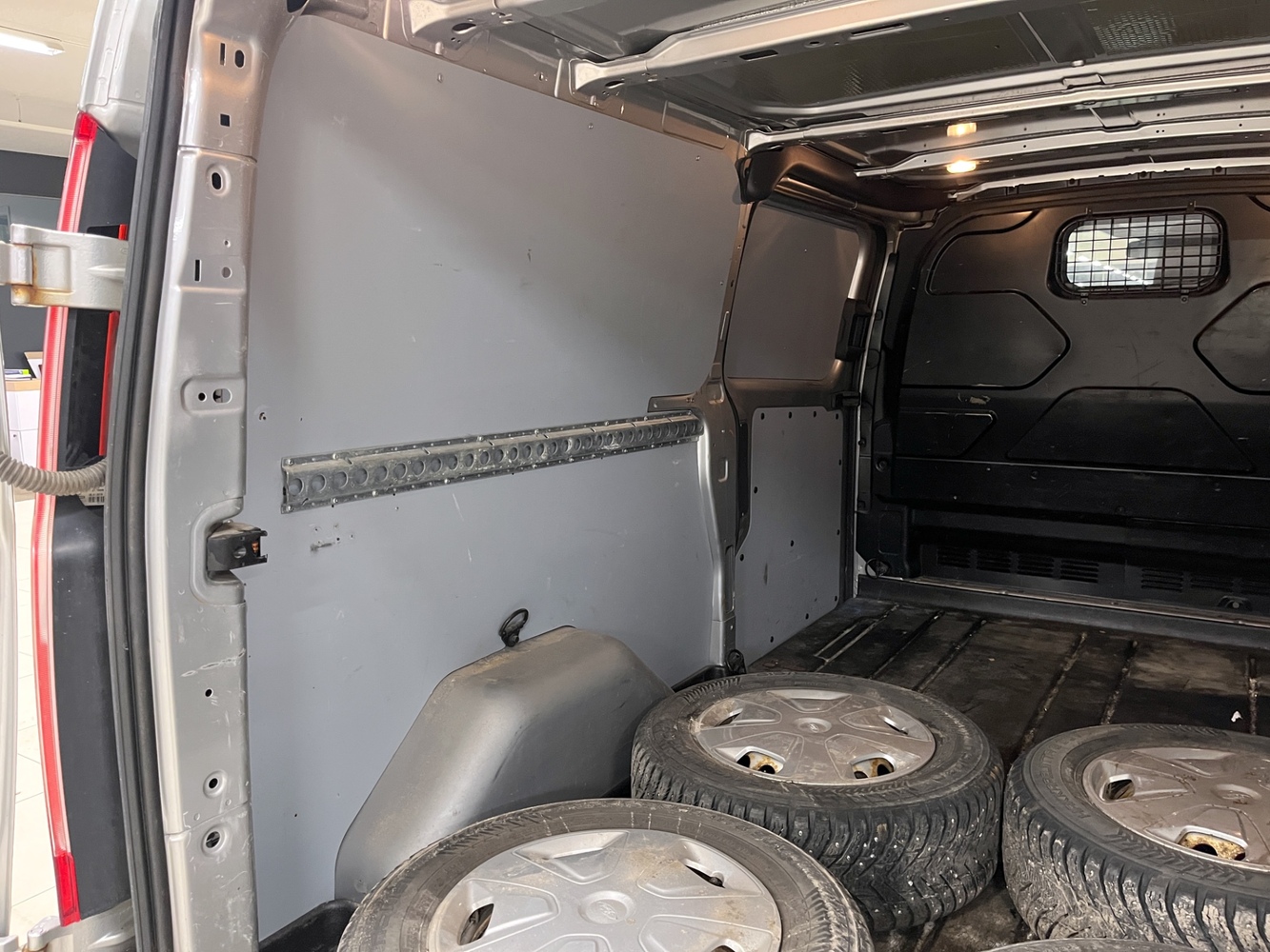 Ford Transit Custom vaihtoauto