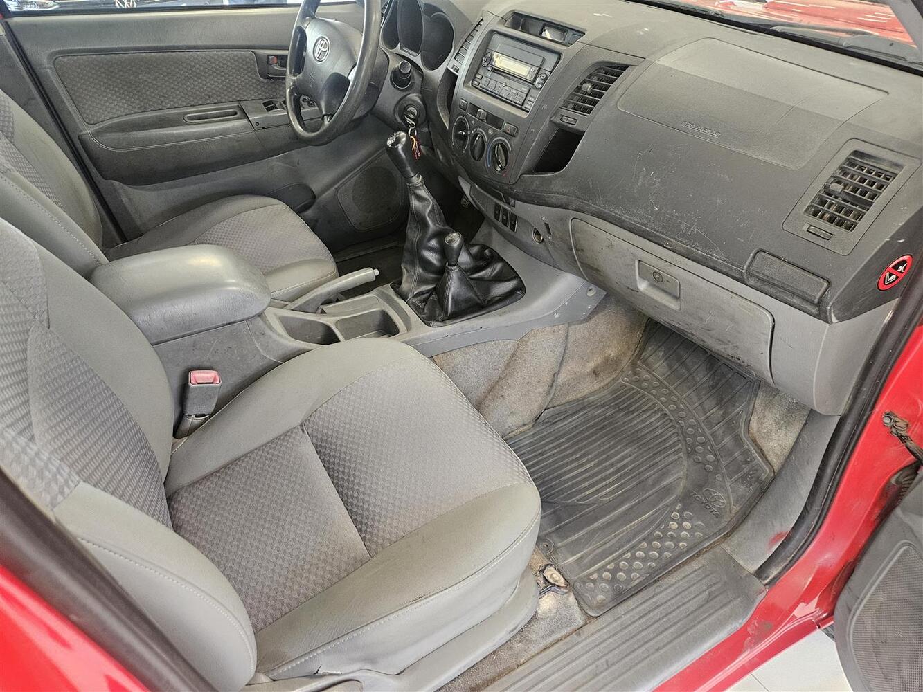 Toyota Hilux vaihtoauto