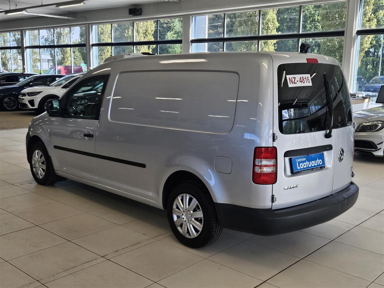 Volkswagen Caddy Maxi vaihtoauto