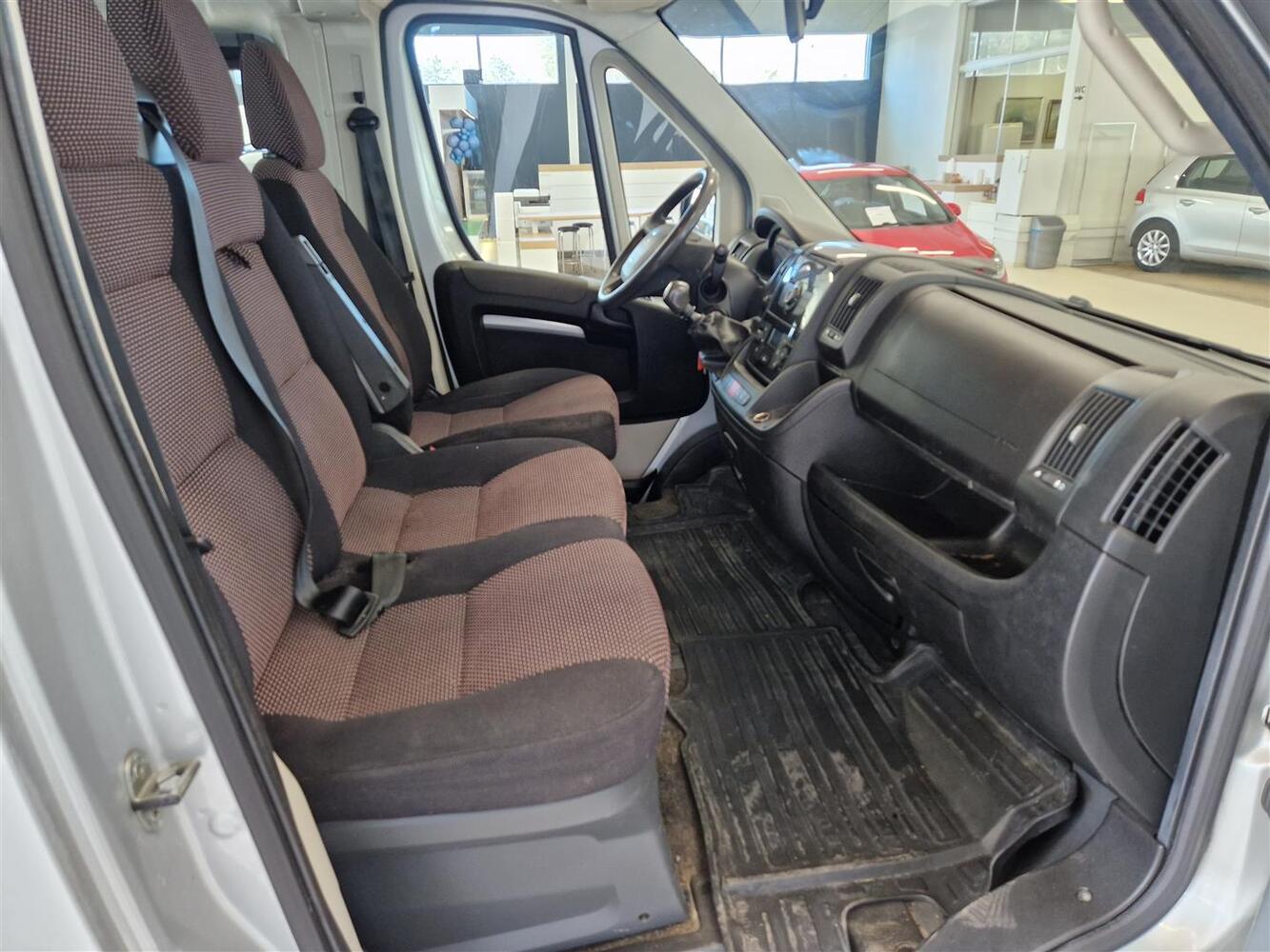 Peugeot Boxer vaihtoauto