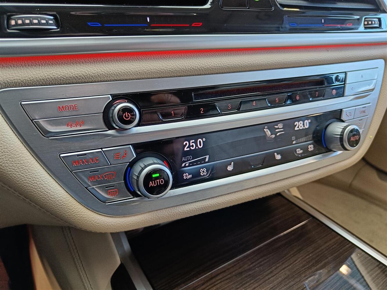 BMW 745 vaihtoauto