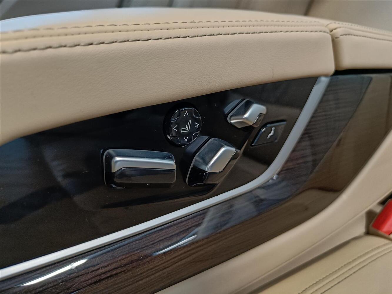 BMW 745 vaihtoauto